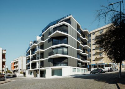 Edifício Multifamiliar em Vilalva