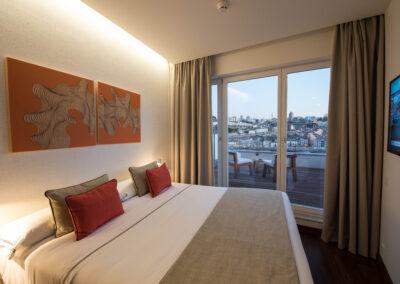 Carris Hotel